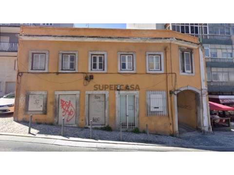 W3920 - Building with 750 m2 GCA in Campolide | Wallis Real Estate