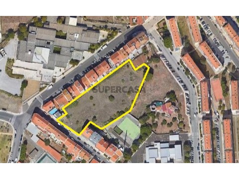 W4873 - Conjunto de 3 lotes com PIP para loteamento submetido na Ajuda | Wallis Real Estate