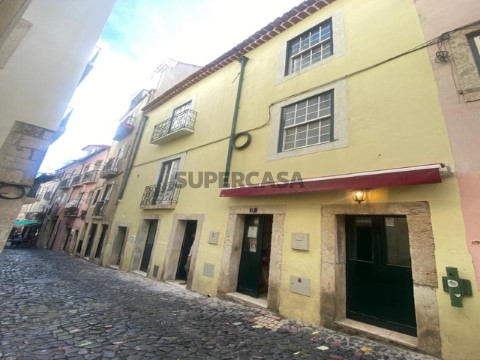 W4943 - Prédio em Alfama com Licença para turismo | Wallis Real Estate