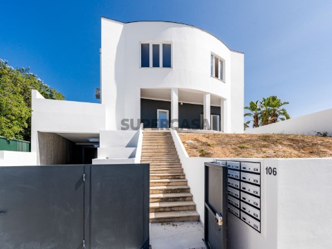 W5142 - Residential building with profitability in Leiria | Wallis Real Estate