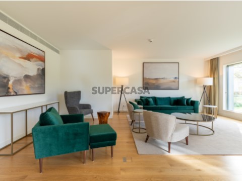 W5167 - Luxury 3-bedroom villa in the Marinha Prime Private Condominium - Cascais | Wallis Real Estate