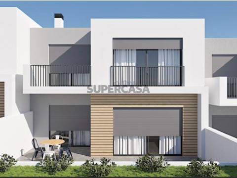 Moradia com 3 quartos