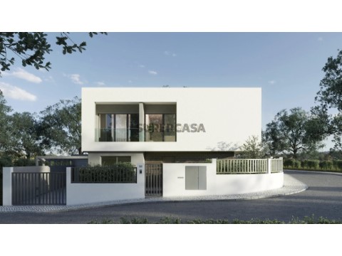 Moradia T4 em Caparica e Trafaria, Almada
