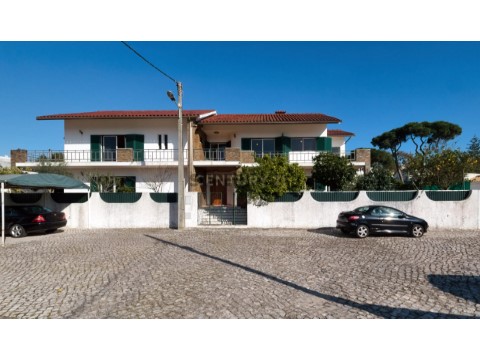 Moradia T5 em Caparica e Trafaria, Almada