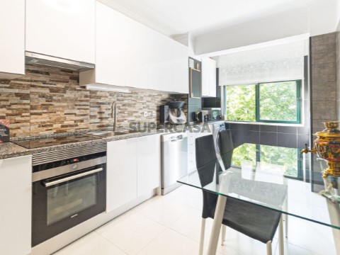 Apartamento T3 em Charneca de Caparica e Sobreda, Almada