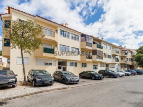 Apartamento T3 em Laranjeiro e Feijó, Almada