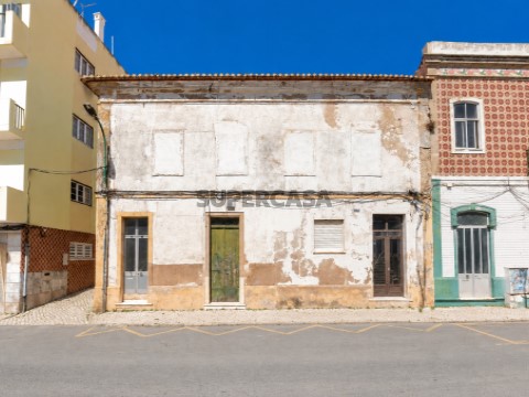 Gebäude auf Rua Serpa Pinto, Portimão