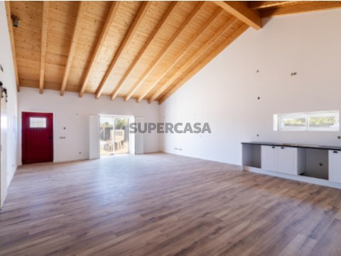 Moradia T2 na Rua de Mouricão, São Bartolomeu de Messines