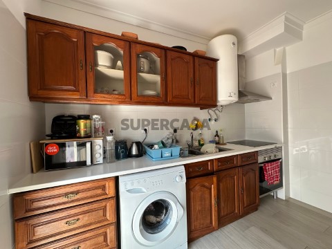 Apartamento T1 com arrecadação em Tomar