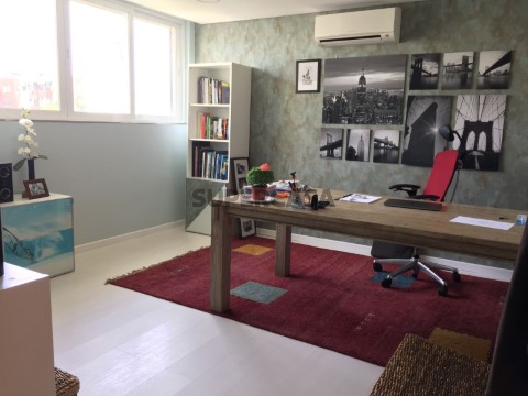 Escritório Almada