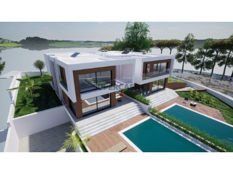 MORADIA T4 DE LUXO EM SOLTROIA