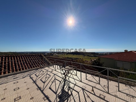 MORADIA T4 PORTO SALVO - OEIRAS