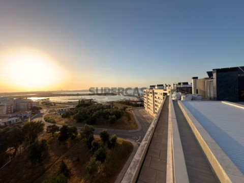 APARTAMENTO T1 NO SEIXAL