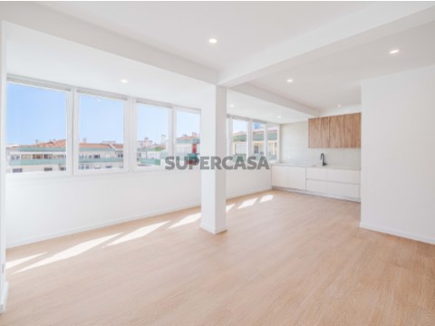 APARTAMENTO T2 NOVA OEIRAS