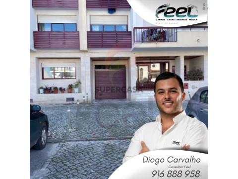 Apartamento T3 na Rua Ana Macedo, Cidade de Santarém