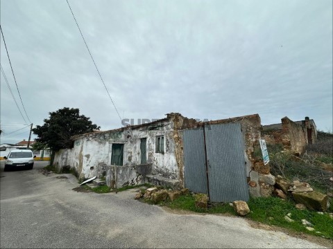 Moradia T2 na Rua do Monte, Achete, Azoia de Baixo e Póvoa de Santarém