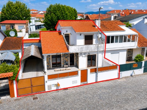 Moradia T4 Fão (Fachada)