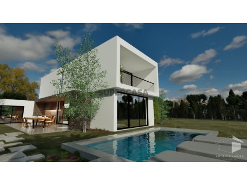 Moradia Isolada T4 com piscina e garagem - Azeitão