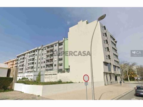 Terrein Op Rua Gomes Freire, Ovar