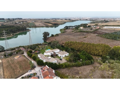 Moradia T7 Duplex em Atouguia da Baleia, Peniche