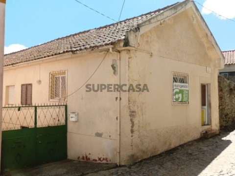 Moradia em Tarouca