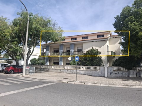 1ºandar de moradia T7