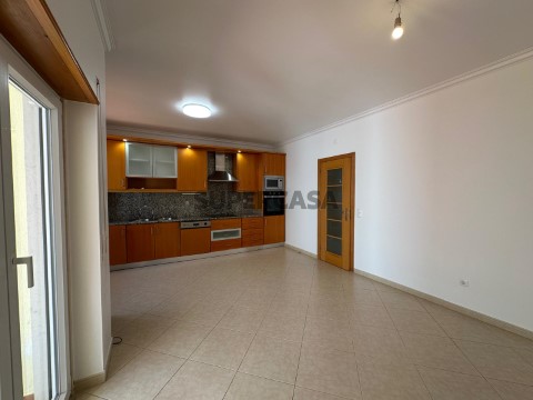 01 moradia-t3-arrendamento-mafra-ericeira