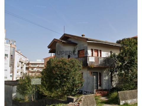 Moradia T4 em Albergaria-a-Velha