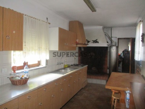 Moradia com Terreno
