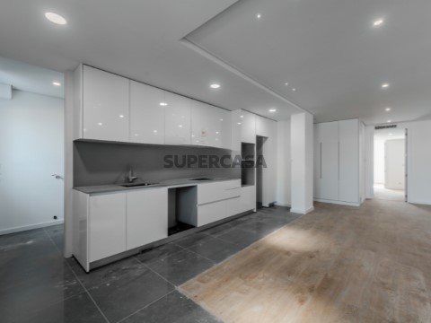 apartamento T2 -Ar condicionado por condutas-varanda e garagem - centro de Braga- S.Vicente