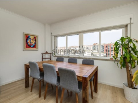 Apartamento T3 em Massamá e Monte Abraão, Sintra