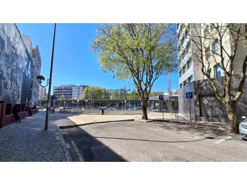 办公室 在 Mina de Água, Amadora