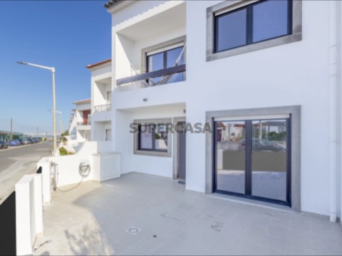 Moradia T5 em Ferrel, Peniche