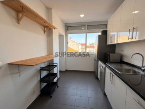 Apartamento T2 em Barreiro e Lavradio, Barreiro