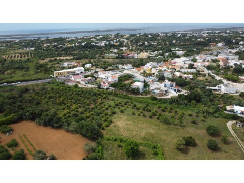 Terreno rustico em Moncarapacho, Olhão