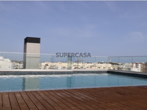 Apartamento T2, piscina na cobertura, Faro, Algarve