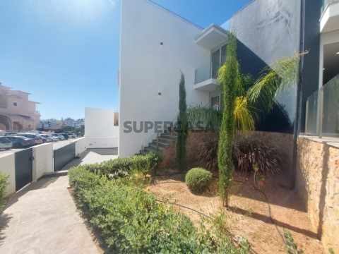 Moradia Isolada T4, nova construção, em Lagos, Algarve