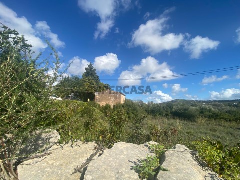 Terreno 6.912m2 com Ruina