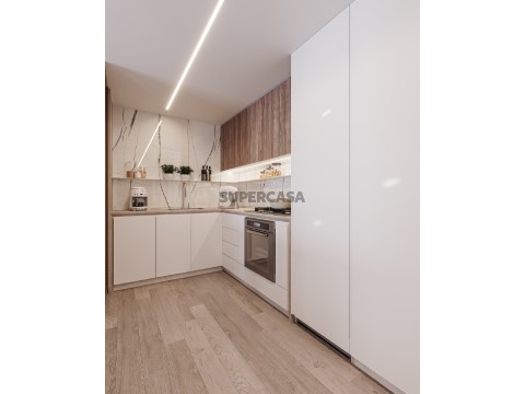Apartamento T3 com ampla varanda e garagem para dois carros
