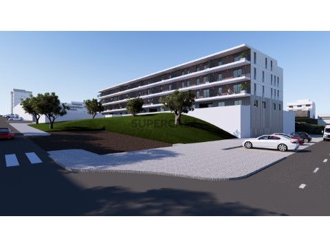 Prédio em Portimão, Exterior