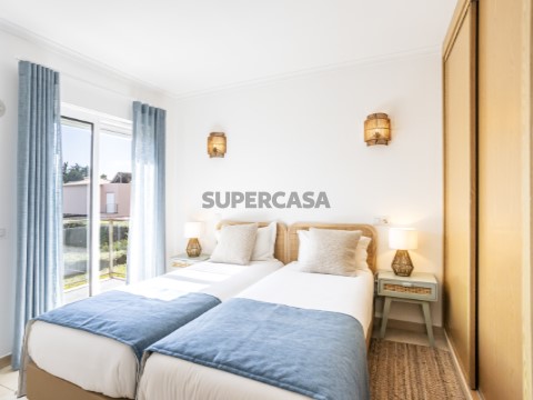 Condominio fechada com piscina em Carvoeiro, quarto 1 no piso 2