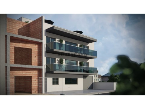 Apartamentos T1 e T2 a 900 metros da Praia de Quarteira