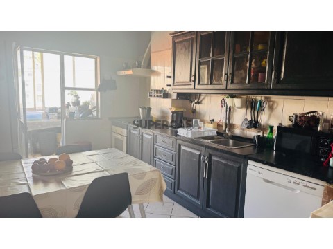 Apartamento T3, boa localização, Faro, Algarve