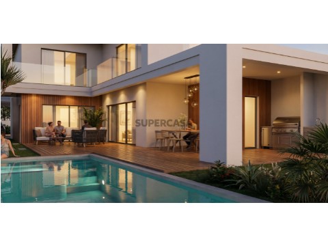 Moradia T4 duplex com piscina privativa a 20 min de Lisboa, em Alcochete