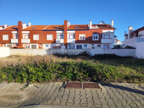 Terreno Urbano em Peniche, Peniche