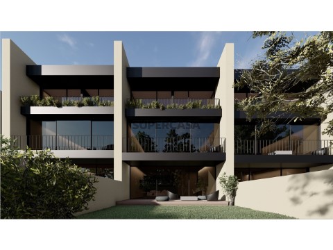Moradia T3 Triplex em Fânzeres e São Pedro da Cova, Gondomar