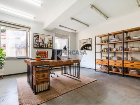 Bureau au Santa Maria Maior, Lisboa