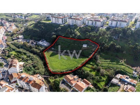 Terreno em Odivelas, Odivelas