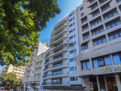 Apartamento T4 em Alvalade, Lisboa