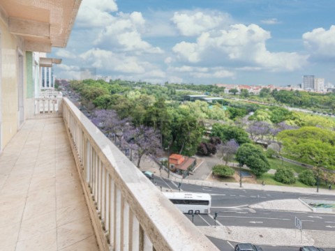 Apartamento T4 em Santo António, Lisboa
